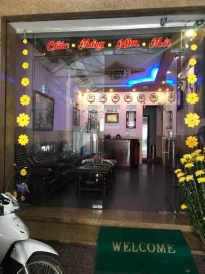 保伟酒店 胡志明市 外观 照片